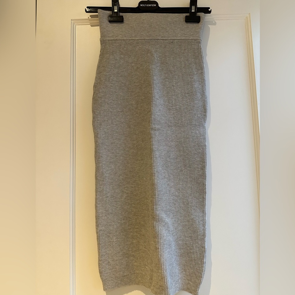 Aritzia Wilfred Free Knit Midi Pencil Skirt.